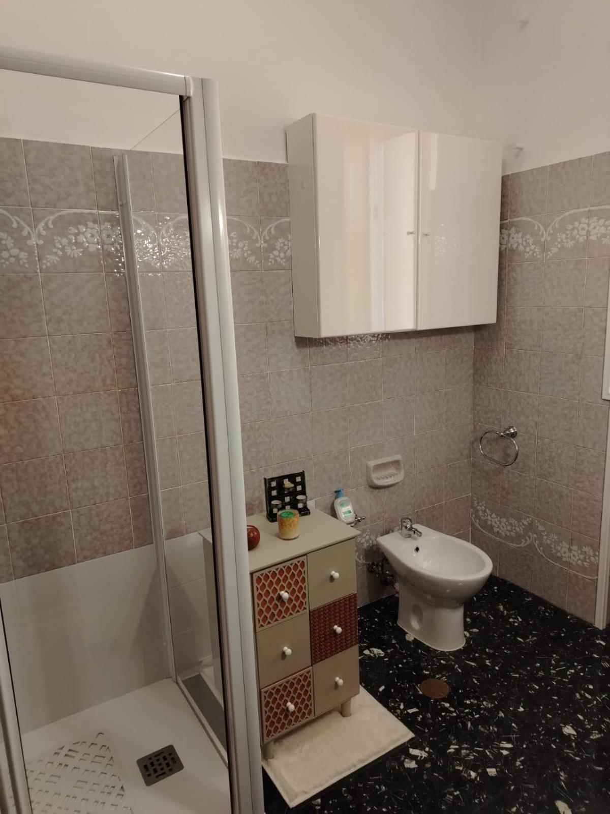 B&B Califano- 2 Leoni Верона Экстерьер фото